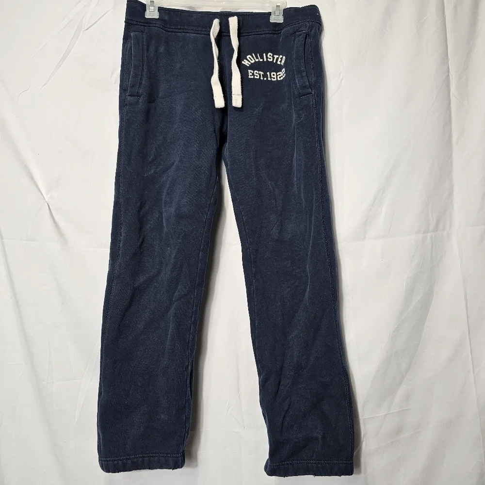 Hollister xs navy blue Hollister est 1922 embroidered left side pocket
